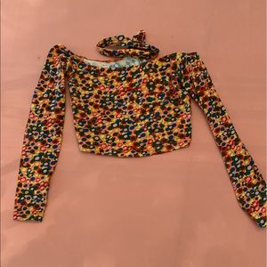 cropped long sleeve with chocker